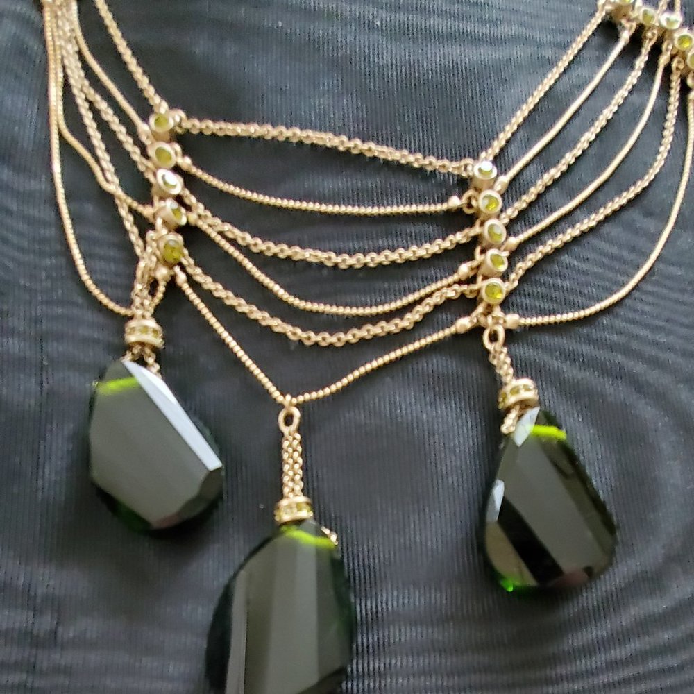 Liz Claiborne Green Glass Stone Multi Layers